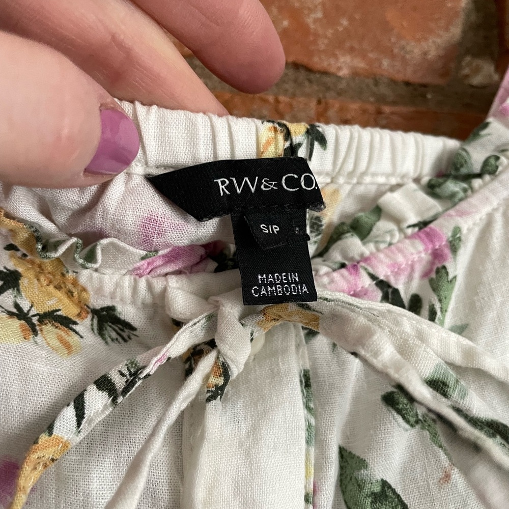 RW&CO. Linen-Blend Floral Print Dress - Picture 3 of 6